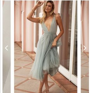 Selfie Leslie Tulle Midi Dress